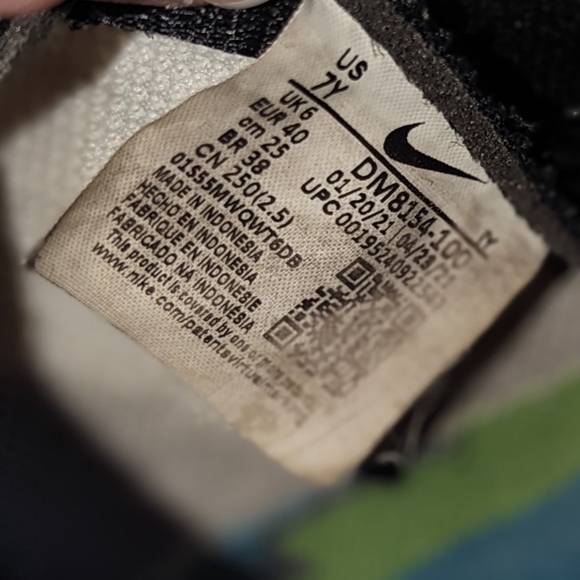 RARE Nike Air Force 1  Peace Love Swoosh Low - White Leather Sneakers Size 7Y - Picture 5 of 10